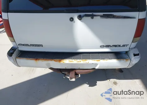 1996 Chevrolet Blazer from USA, damaged, VIN 1GNDT13W2T2305420